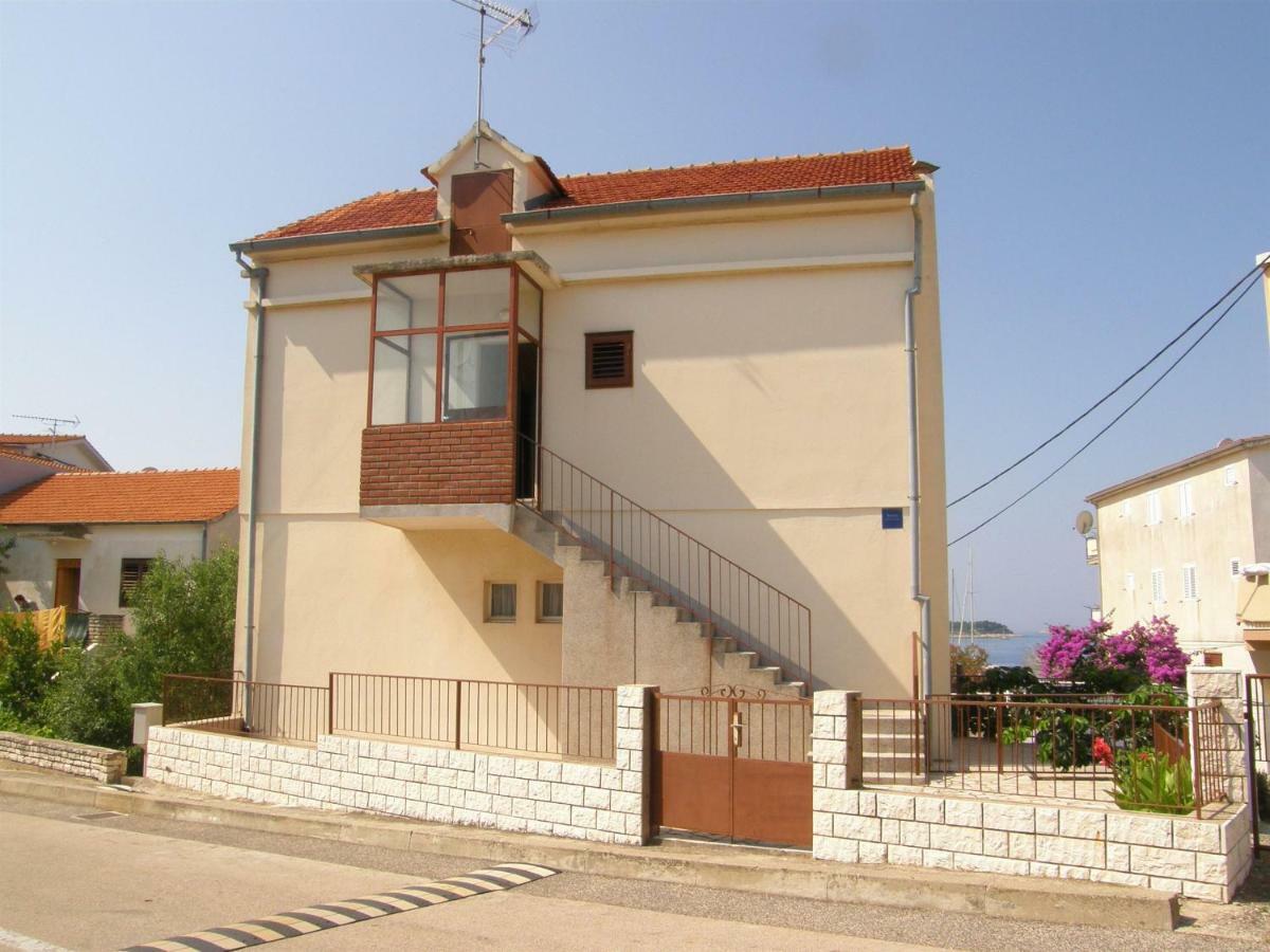 Apartments Guzela Primosten Exterior photo